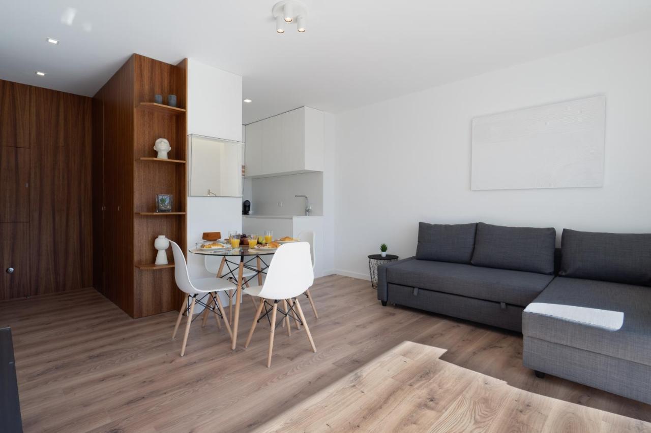Host Wise - Bright & Contemporary Flat - Ace Location Apartment Порто Екстериор снимка