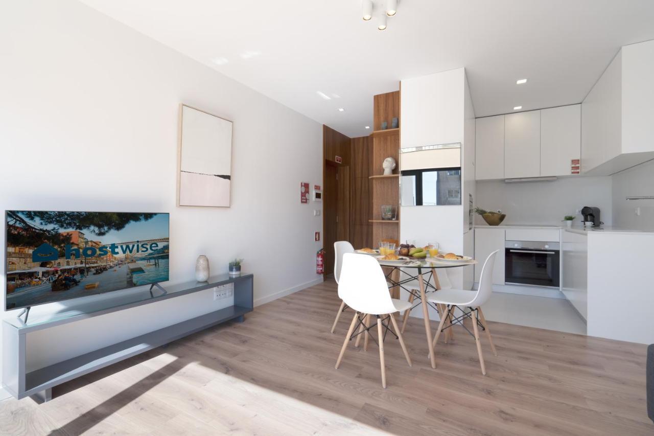 Host Wise - Bright & Contemporary Flat - Ace Location Apartment Порто Екстериор снимка