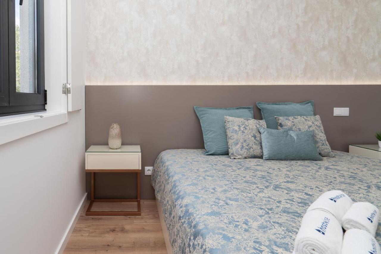 Host Wise - Bright & Contemporary Flat - Ace Location Apartment Порто Екстериор снимка
