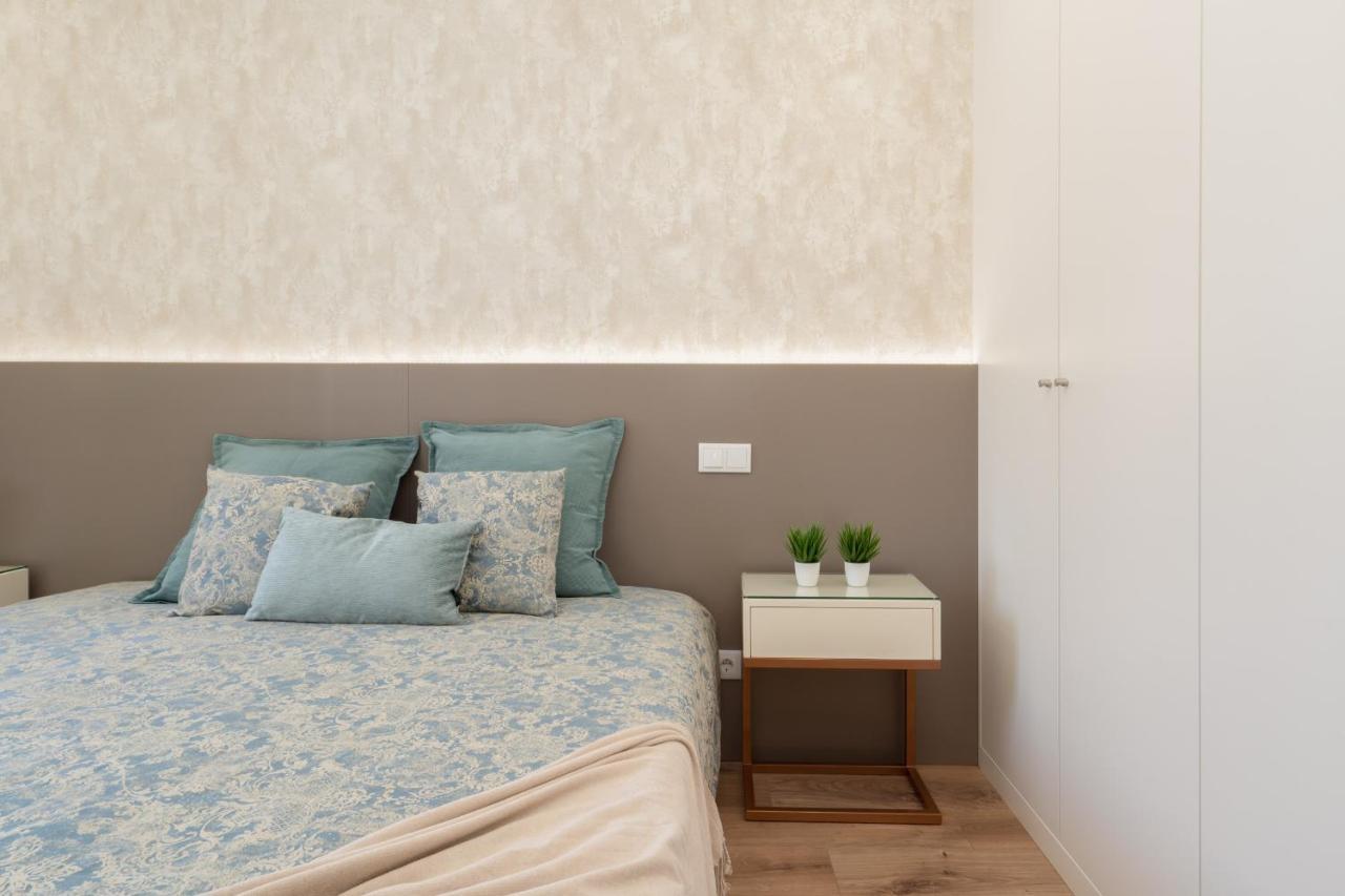 Host Wise - Bright & Contemporary Flat - Ace Location Apartment Порто Екстериор снимка